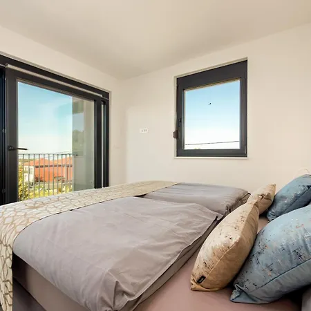 Apartment Horizon Vir