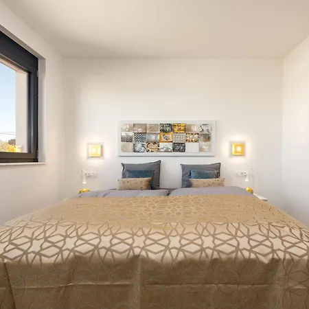 Apartment Horizon
